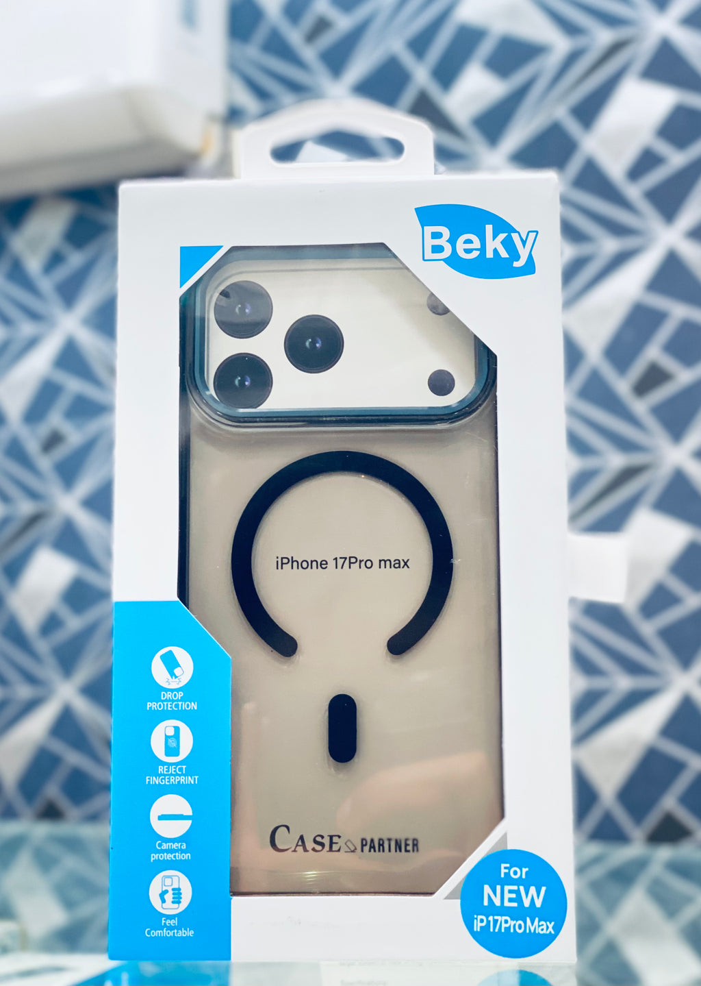 IPhone 17 Pro Max Transparent MagSafe Shock‑Proof Cover